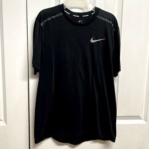 Nike Black Silver Logo Dri Fit Running Short Sleeve Tee Shirt Size M